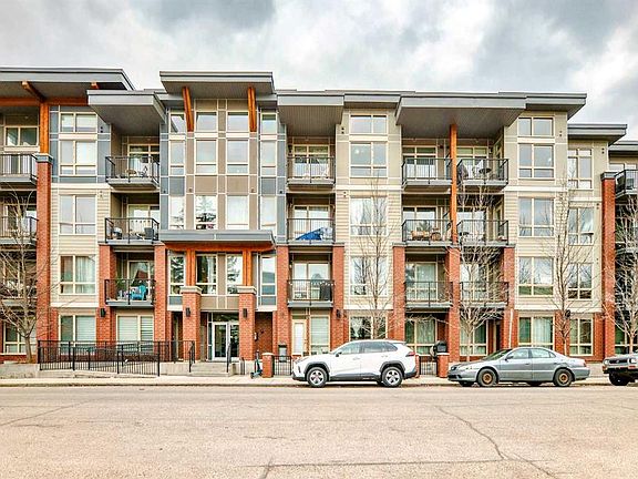2nd image of 305 N 18th Ave SW #430