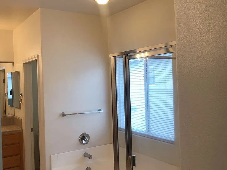 1952 Lonnie Beck Way — Photo 18