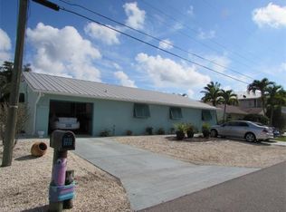 2773 Bruce St, Matlacha, FL 33993