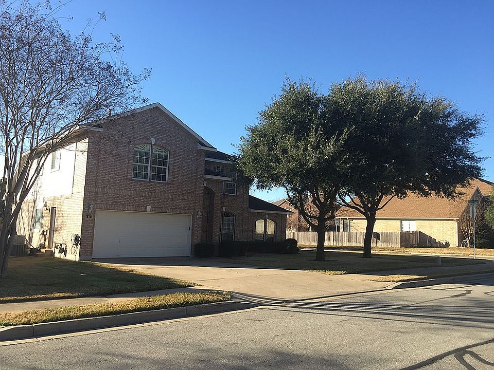 1st image of 4410 Hunters Lodge Dr