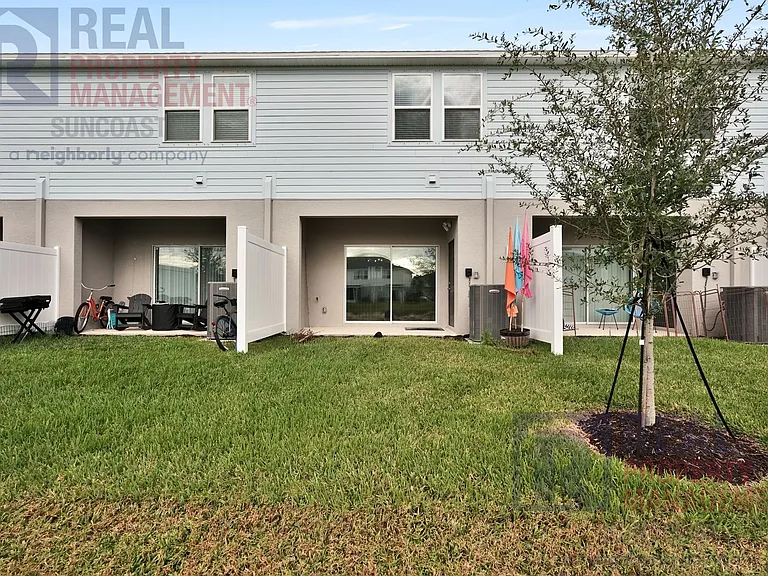 8937 Daybreak St — Photo 32