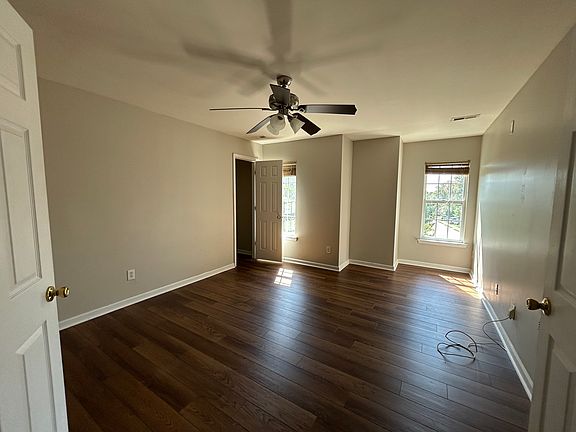 4th image of 8921 Holland Park Ln