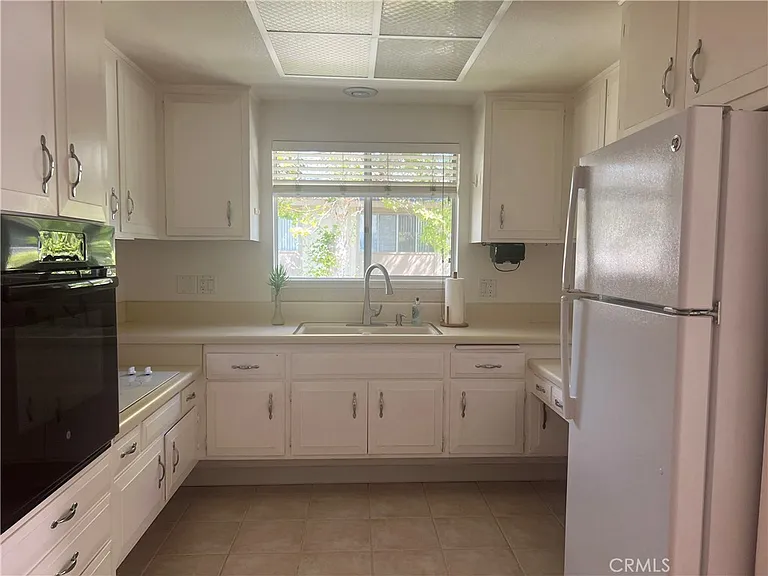 391 Avenida Castilla #O — Photo 22