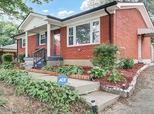 8411 Carmil Dr, Louisville, KY 40291