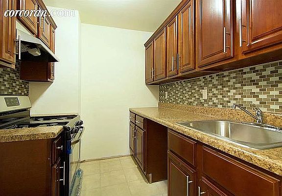 4th image of 207 Palmetto St #2