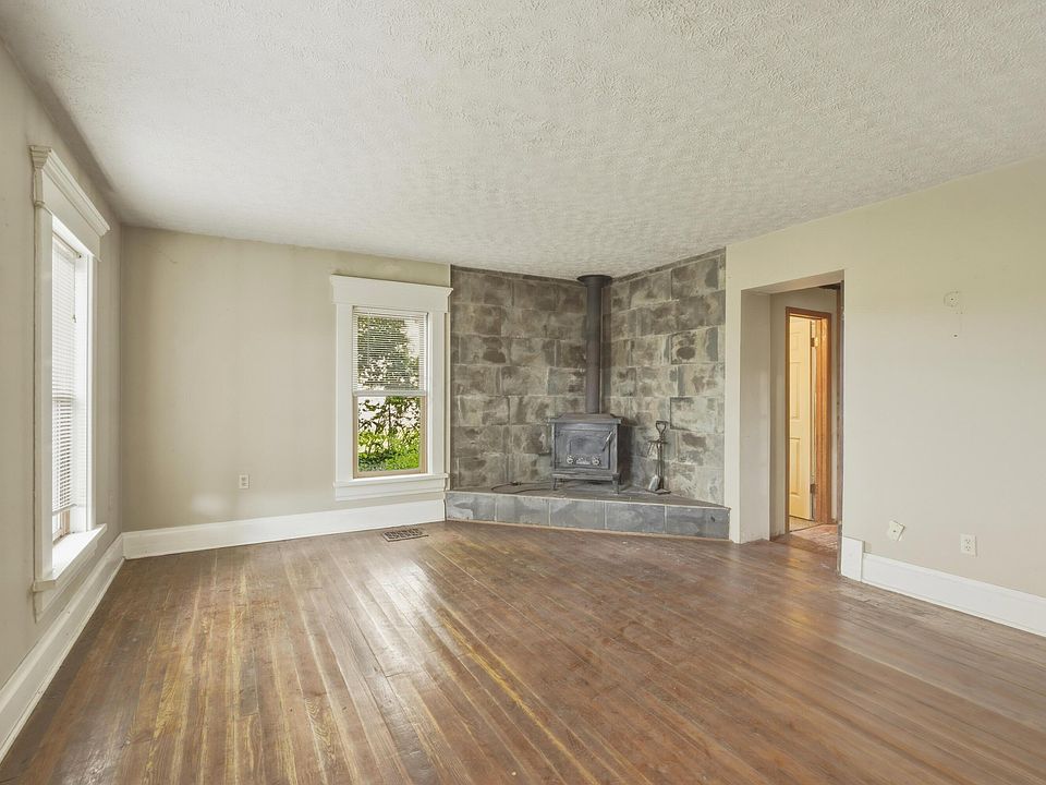1st image of 5433 Hayes Rd