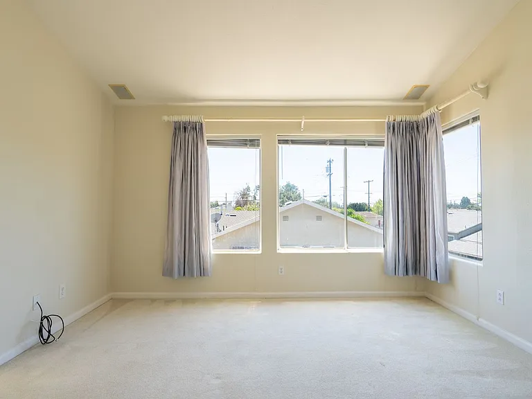1109 Camellia Ct — Photo 23