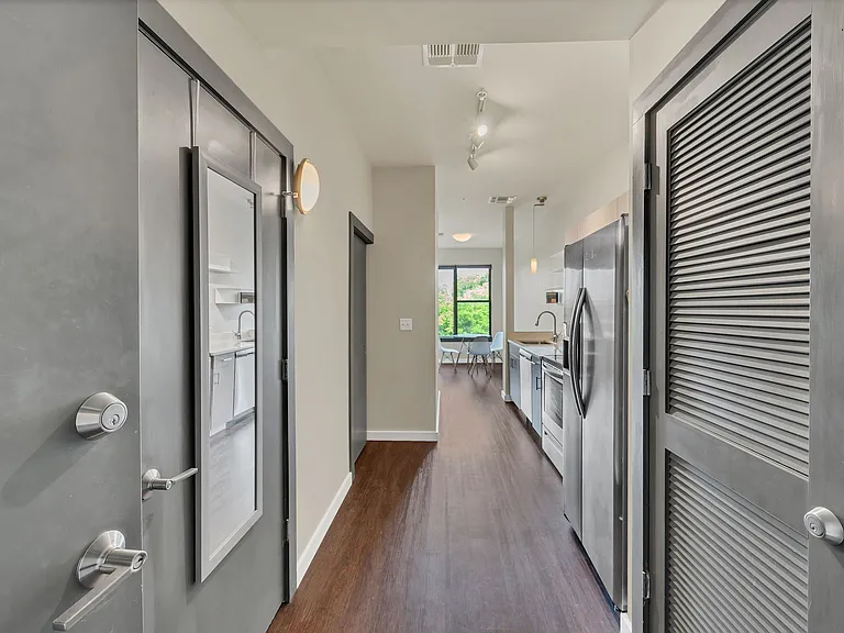 1900 12th Ave S #311 — Photo 6