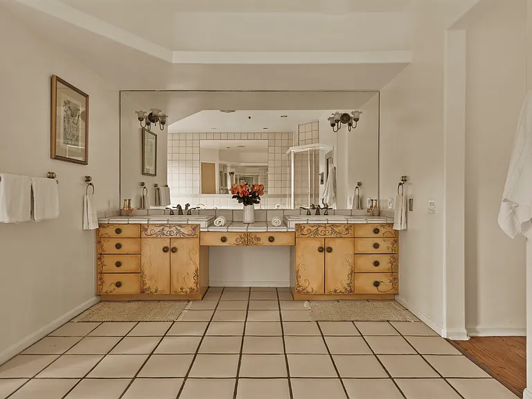 3780 Multiview Dr — Photo 34