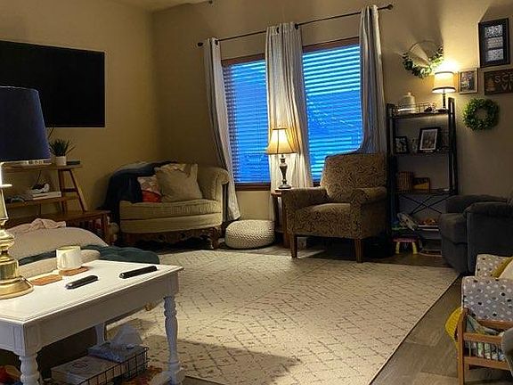 3rd image of 3708 W 93rd St #2