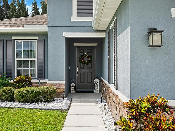 4th image of 3838 Lancove Way