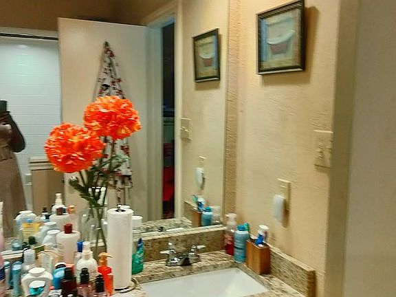 Master bath 
