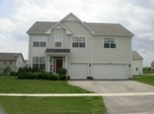 619 W Hamlin Ln, Round Lake, IL 60073