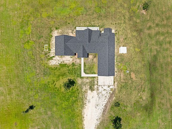 4th image of 565 Brushy Creek Dr