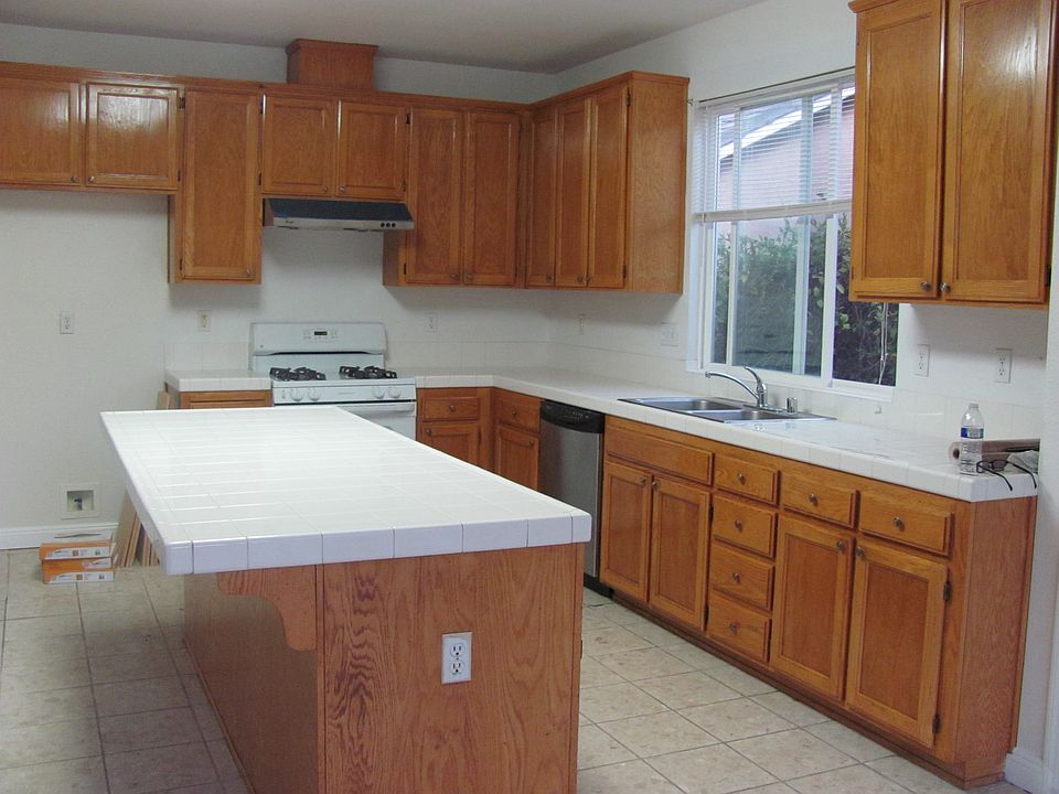 2nd image of 4491 Mira Loma Dr