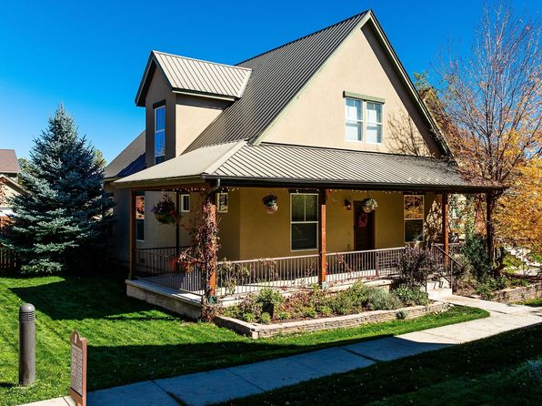 270 Sierra Vista St