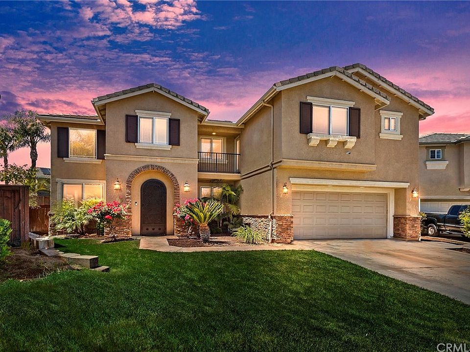 1st image of 26041 Schafer Dr