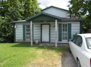 105 Clear Lake Rd, Highlands, TX 77562
