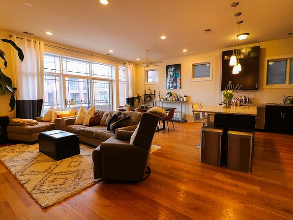 2nd image of 1400 W Chicago Ave #1412-2W