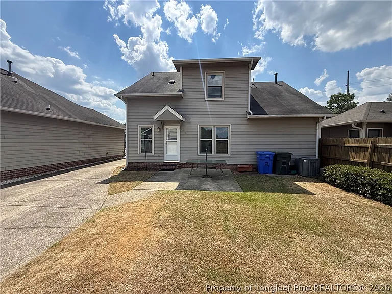 1813 Stetson Ln — Photo 16