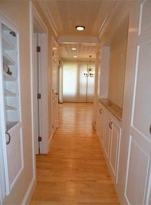 4th image of 37 Milk St APT 1