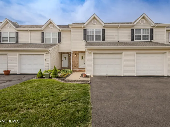 29 Lorenzo Court, Aberdeen, NJ 07747