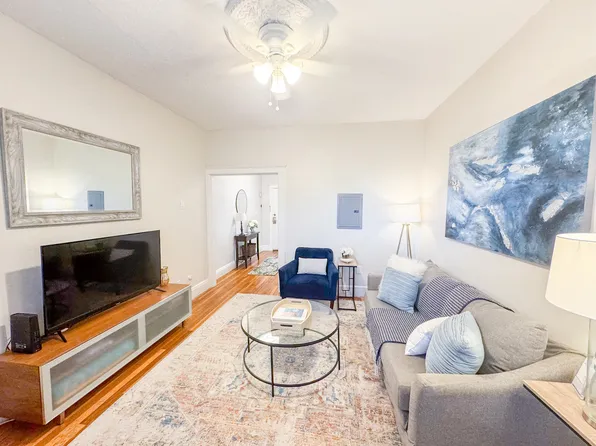 29 Mount Hood Rd, Brighton, MA