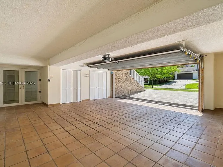6831 Sunrise Ct — Photo 43