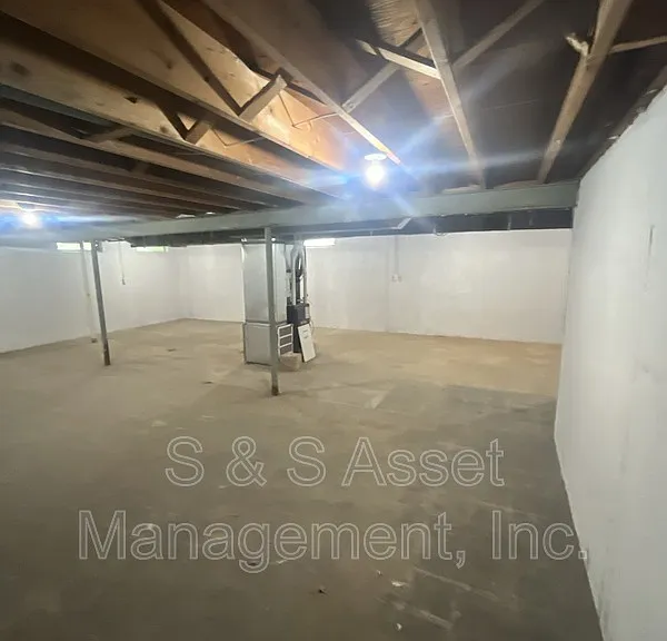 4106 Stillwell Ave — Photo 31