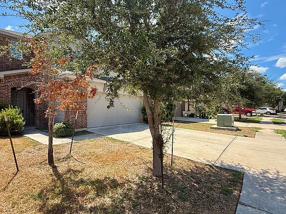 3rd image of 15001 Jolynn St
