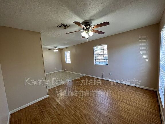 3rd image of 418 Failla Rd #4