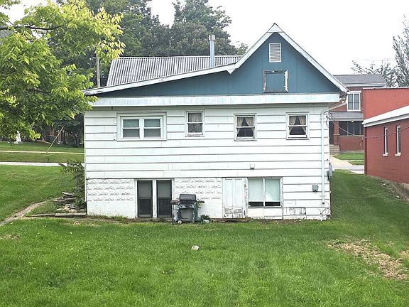 4th image of 506 N Main St