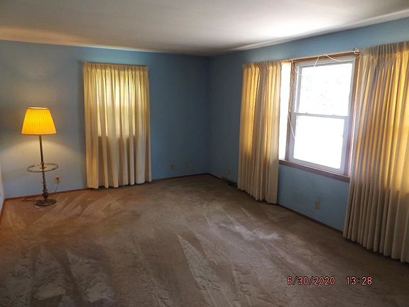 3rd image of 595 W Riverwood Dr