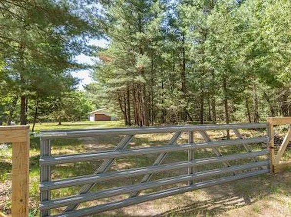 W5483 County Road G, New Lisbon, WI 53950