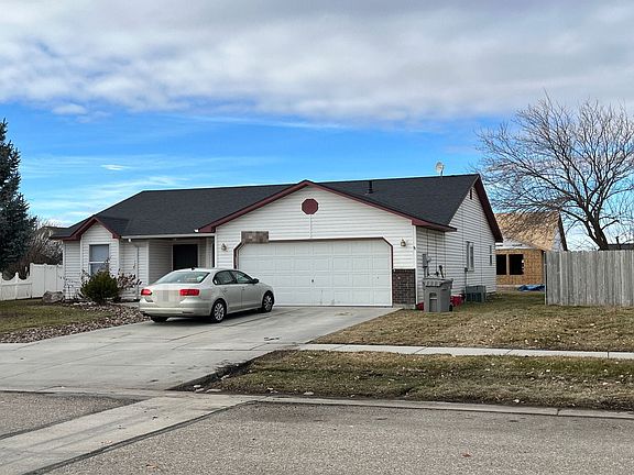 2nd image of 16785 N Wessex Ln
