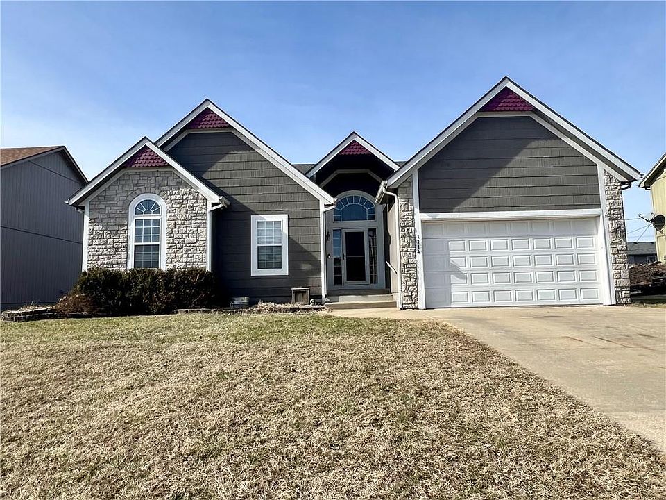 1114 W 7th St, Edgerton, KS 66021 Zillow