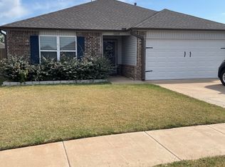 10608 SW 23rd Ter, Yukon, OK 73099