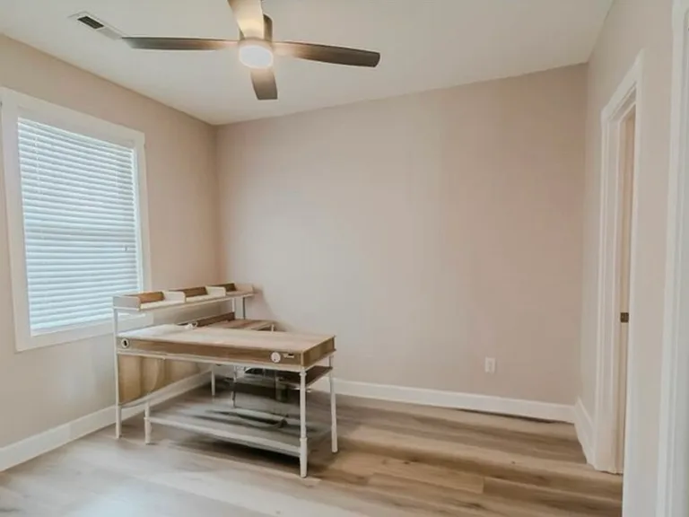 670 Riverwalk Dr #204 — Photo 8
