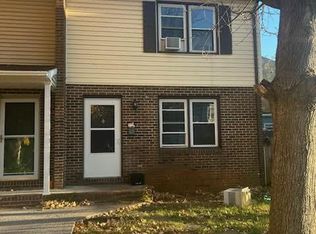 107 E 2nd St, Front Royal, VA 22630