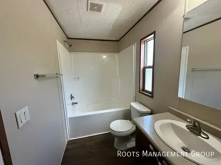 2088 E Empire Ave #160 — Photo 9
