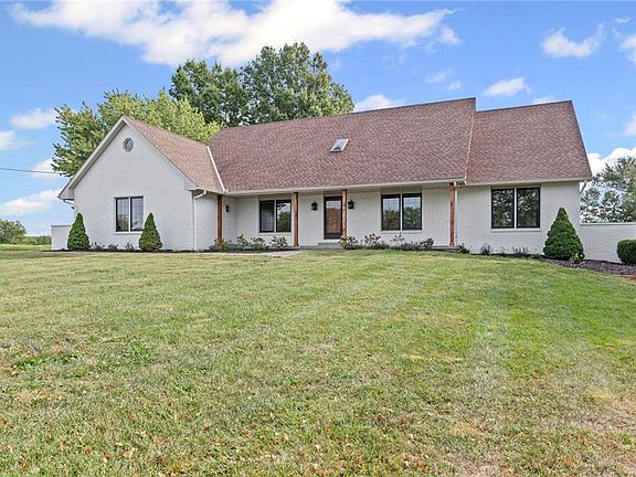 2nd image of 14565 Gardner Rd