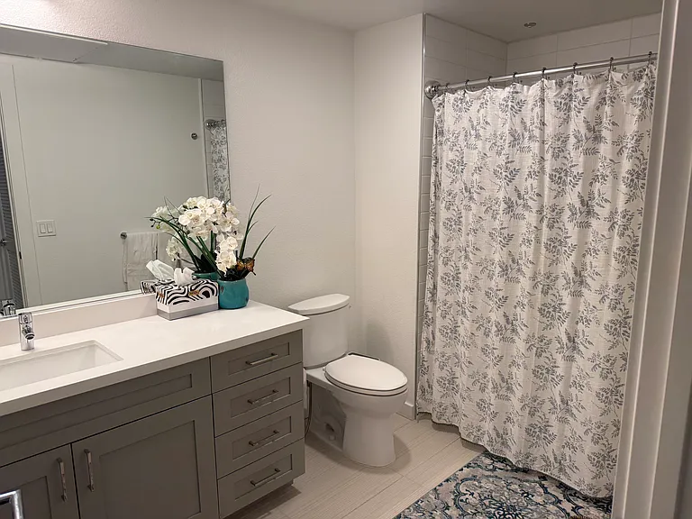 400 El Camino Real #112 — Photo 9
