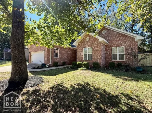 2813 Freedom Dr, Jonesboro, AR 72401
