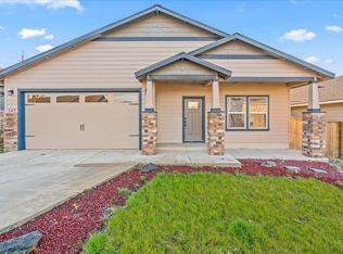 147 NW 31st St, Redmond, OR 97756
