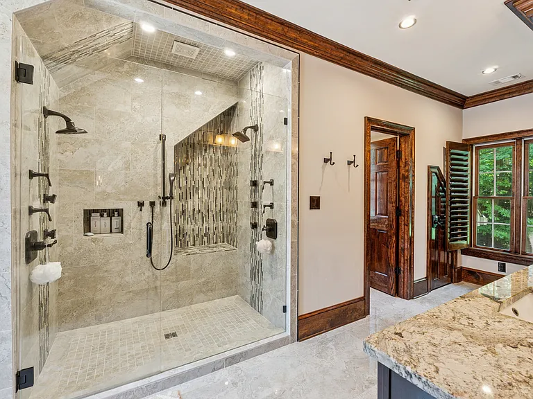 100 Hopewell Grove Dr — Photo 10