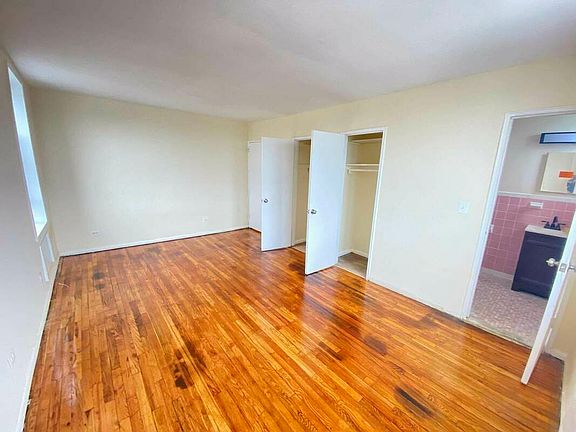 3rd image of 78-40 164th St APT 6J