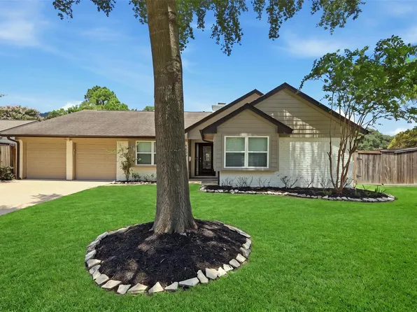 14002 Myrtlea Dr, Houston, TX 77079