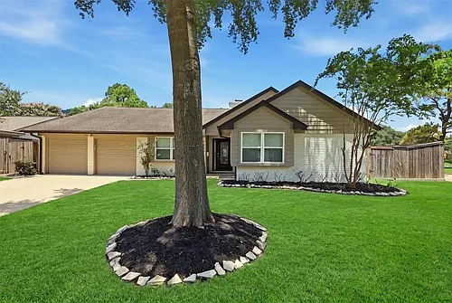 14002 Myrtlea Dr Photo 1