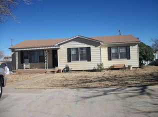 201 SW 14th St, Seminole, TX 79360