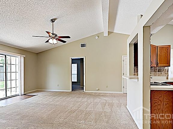 5th image of 8008 Macinnes Dr